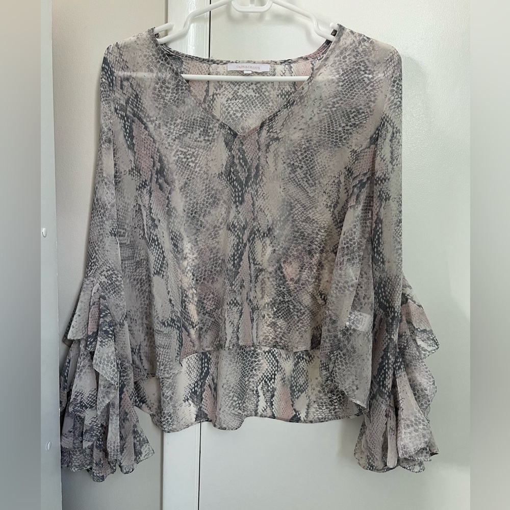 Olivaceous Top, Size: Small, Perfect condition!